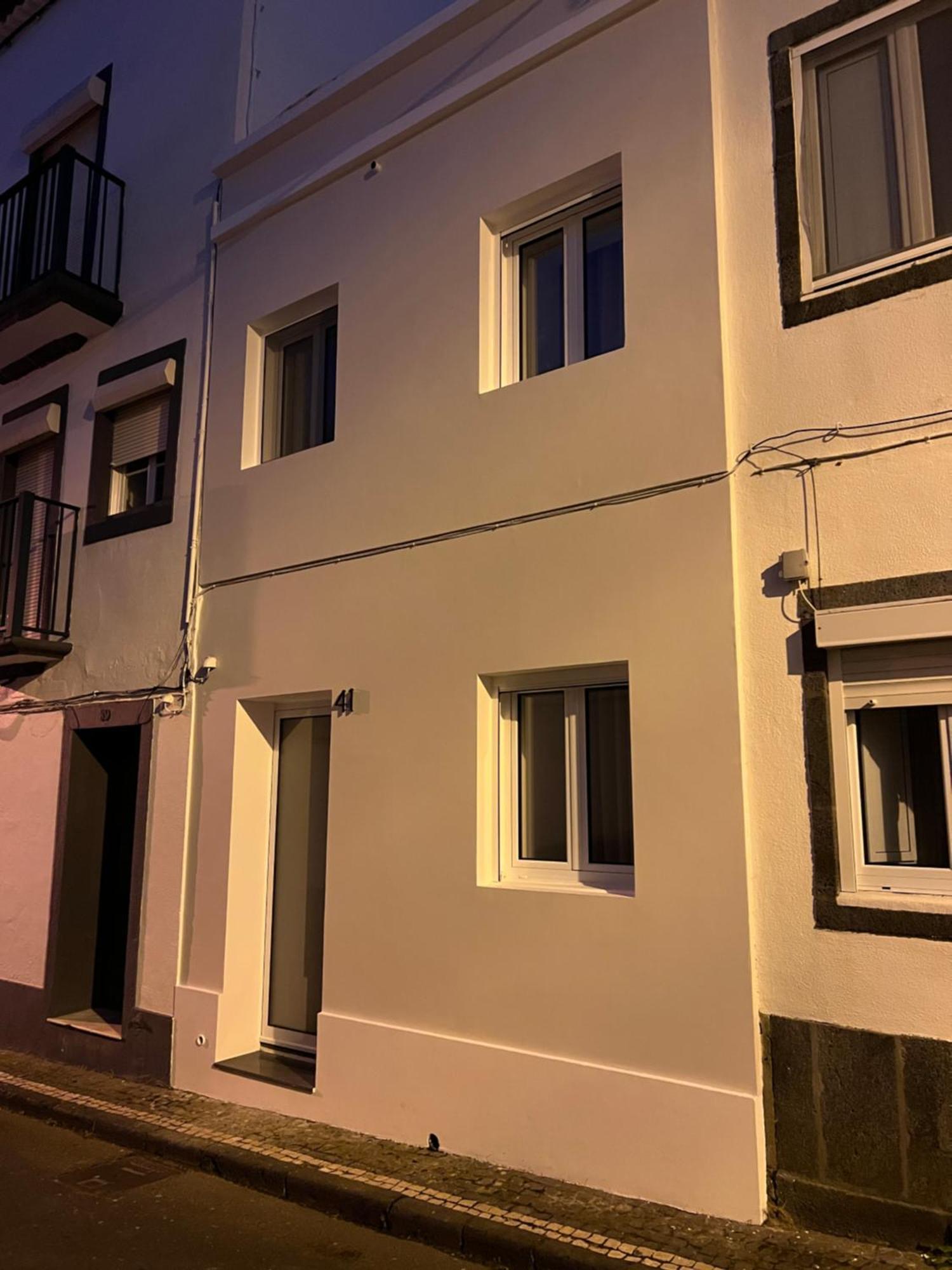 Urban 41 Guest House ポンタ・デルガダ エクステリア 写真